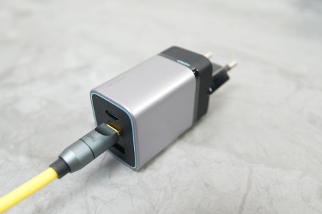 고속충전기 쿡테크 6 mini, 아이패드와 함께 쓰는 65W 멀티충전기