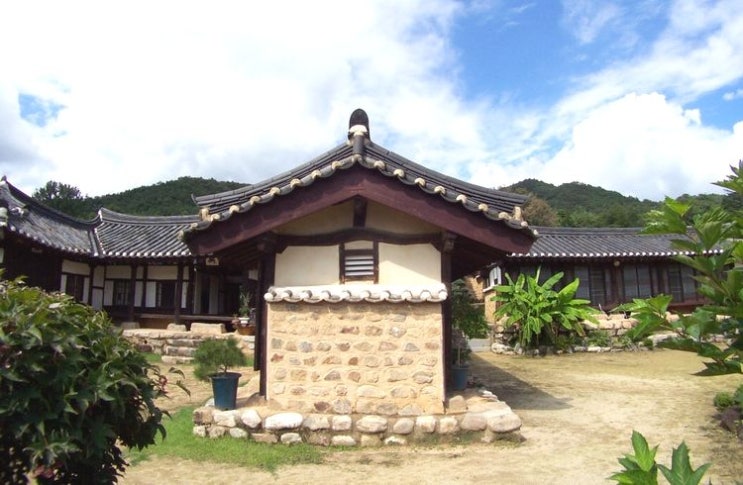 한국의 가옥구조: 사랑채, 행랑채, 안채 : 네이버 블로그