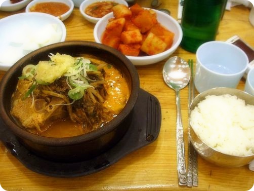 뼈다귀해장국 이미지