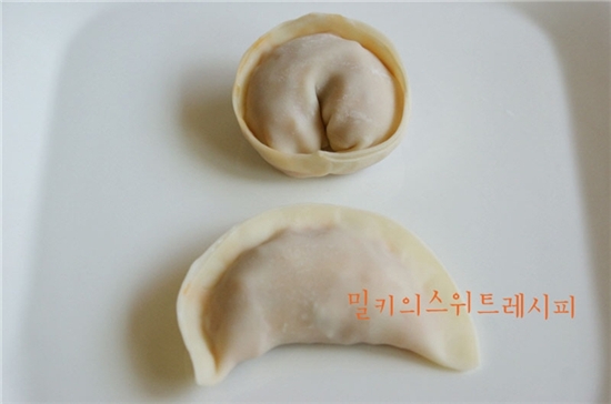 쏙만두 이미지