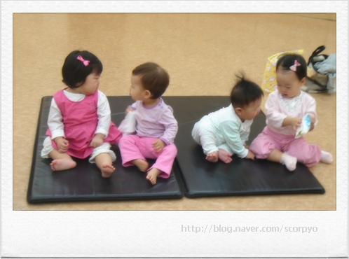 마주보기 이미지
