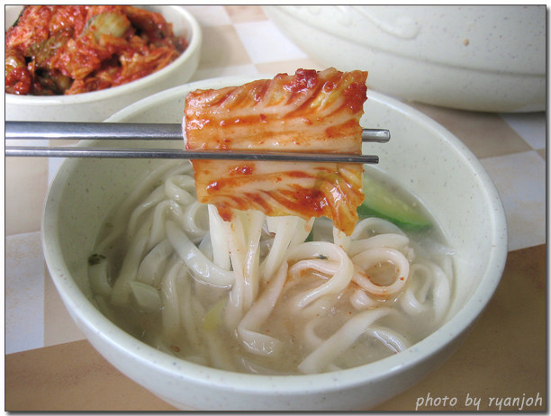 옛날바지락칼국수 이미지