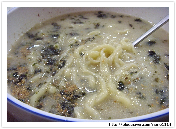 항아리수제비칼국수 이미지