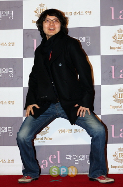 유명직업소개소 이미지
