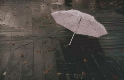 우산속 이미지