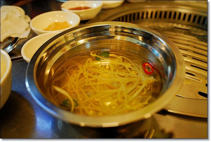 깍뚝집 이미지