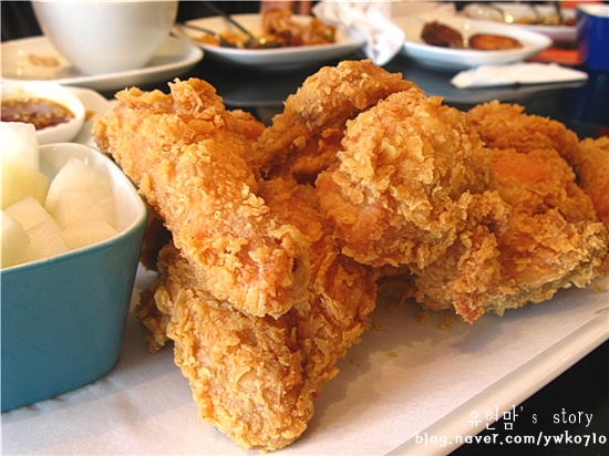 비비큐치킨 이미지