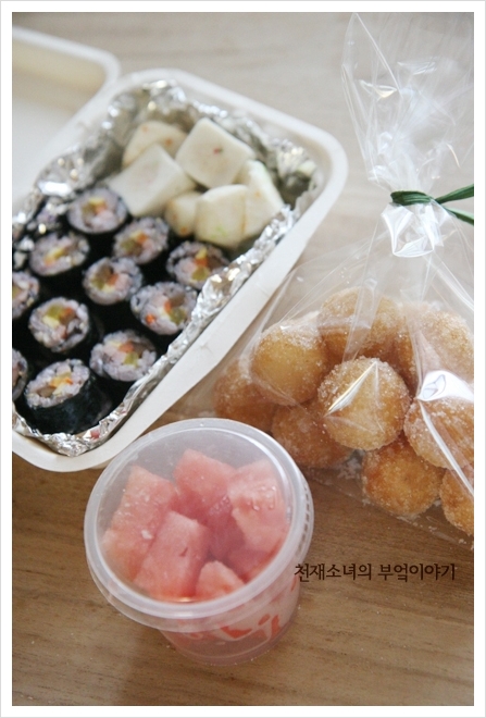 동글이 꼬마김밥 이미지