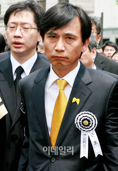 넥타이맨 이미지