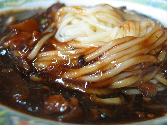 육합춘 이미지