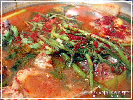푸짐한 식당 이미지