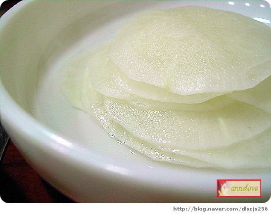 창고식당 이미지
