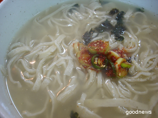 다래칼국수 이미지